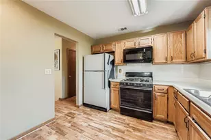 2935 Landington Way, Duluth, GA 30096 - Photo 6