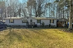 828 Harrison Rd, Carrollton, GA 30117 - Photo 1