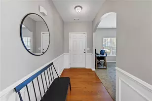 210 Creek View Ln, Acworth, GA 30102 - Photo 4