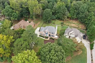 2025 Southers Circle, Suwanee, GA 30024 - Photo 2