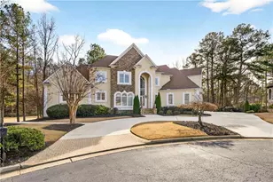 8250 Royal St Georges Way, Duluth, GA 30097 - Photo 2