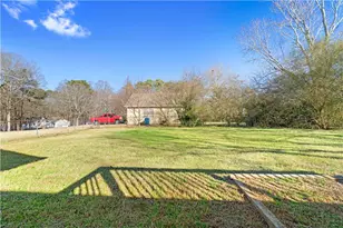 2250 Ridge Forest Dr, Grayson, GA 30017 - Photo 30