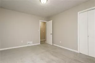 35 Knights Cir, Covington, GA 30016 - Photo 12