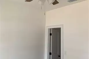 267 Saunders St SW, Pelham, GA 31779 - Photo 2