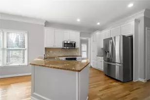 220 Chinkapin Cir, Atlanta, GA 30311 - Photo 16