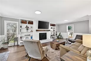 325 Saddle Creek Cir, Roswell, GA 30076 - Photo 8