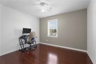 1281 Eagles Nest Cir, Carrollton, GA 30116 - Photo 8