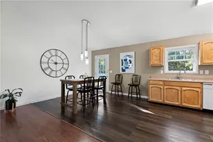 1281 Eagles Nest Cir, Carrollton, GA 30116 - Photo 6