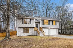 8443 Park Ridge Ln, Riverdale, GA 30274 - Photo 2