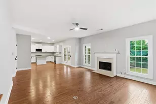 1120 Bagwell Dr NW, Kennesaw, GA 30152 - Photo 10