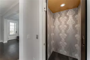 569 S Club Dr, Woodstock, GA 30188 - Photo 10