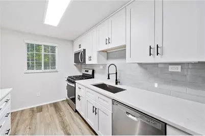 6734 Graves Mill Drive, Norcross, GA 30093 - Photo 4