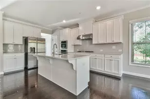 354 Provenance Dr, Atlanta, GA 30328 - Photo 8