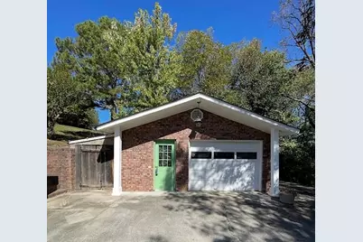 2502 E Hillview Drive, Dalton, GA 30721 - Photo 16