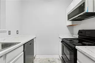 6109 Camden Forrest Dr, Riverdale, GA 30296 - Photo 10