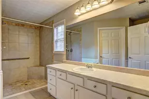 412 Mockingbird Dr, Loganville, GA 30052 - Photo 14