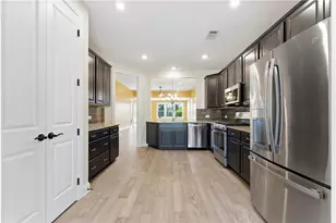321 Cottonwood Cir, Peachtree City, GA 30269 - Photo 8