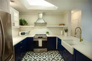 1025 McGill Park Ave NE, Atlanta, GA 30312 - Photo 6