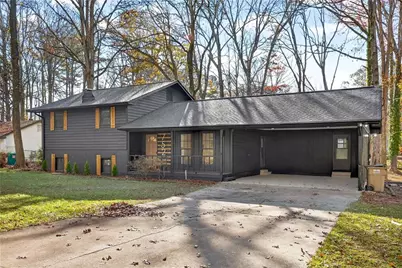 752 Maple Drive, Riverdale, GA 30274 - Photo 4