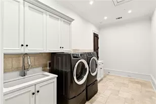 5250 London Dr, Atlanta, GA 30327 - Photo 72