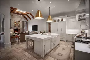 5250 London Dr, Atlanta, GA 30327 - Photo 8