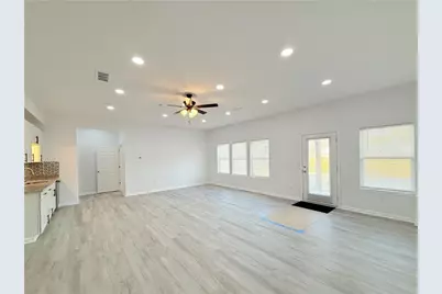 44 Dew Lake Court, Grayson, GA 30017 - Photo 4