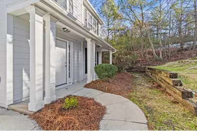 820 Whitecrest Court, Lawrenceville, GA 30043 - Photo 4