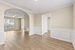 820 Whitecrest Ct, Lawrenceville, GA 30043 - Photo 10