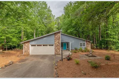 180 Crabtree Drive W, Roswell, GA 30076 - Photo 1