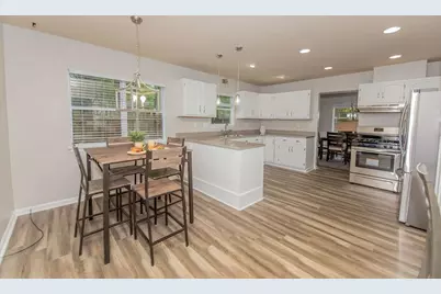 180 Crabtree Drive W, Roswell, GA 30076 - Photo 8