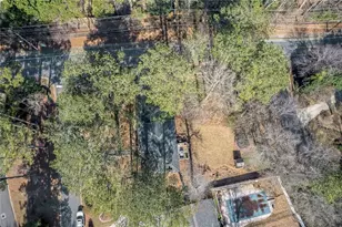 1772 Huntingford Dr, Marietta, GA 30068 - Photo 38