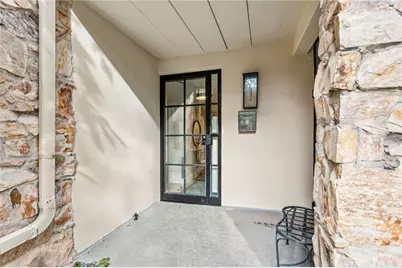 2632 Peachtree Road NW #402B, Atlanta, GA 30305 - Photo 2