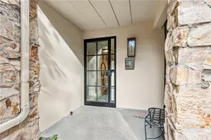 2632 Peachtree Rd NW, Atlanta, GA 30305 - Photo 2