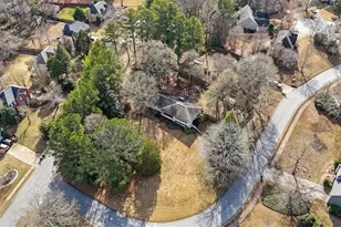 720 Chanson Dr SW, Marietta, GA 30064 - Photo 54