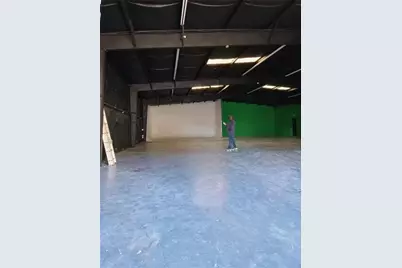 404 Club House Drive, Stone Mountain, GA 30083 - Photo 2