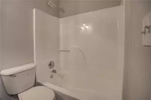 4100 Fox Chase Dr, Loganville, GA 30052 - Photo 32