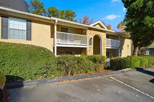 3120 Seven Pines Ct, Atlanta, GA 30339 - Photo 2