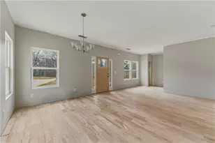 2515 Hogan Rd, Atlanta, GA 30344 - Photo 6