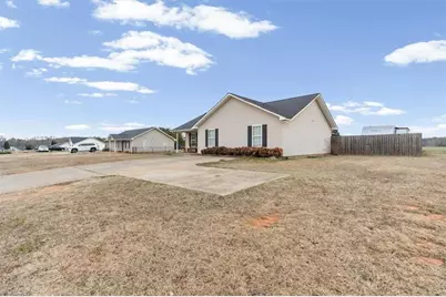 8 Stonegate Drive, Cedartown, GA 30125 - Photo 2