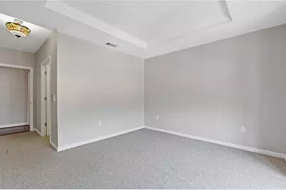 3334 Peachtree Road NE #109, Atlanta, GA 30326 - Photo 10