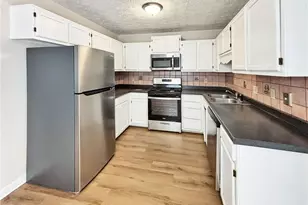 1819 Crescent Hill Dr, Acworth, GA 30102 - Photo 8