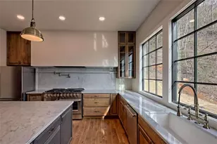 416 Winding View Ln, Clayton, GA 30525 - Photo 18