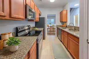 133 Wellbrook Ct NE, Conyers, GA 30012 - Photo 2