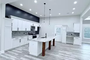 126 Lambert Ln, Calhoun, GA 30701 - Photo 8