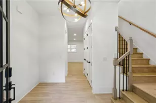 2082 Lyle Ave, College Park, GA 30337 - Photo 2