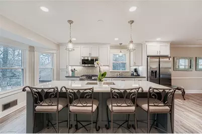 4707 Matterhorn Drive SW, Lilburn, GA 30047 - Photo 6