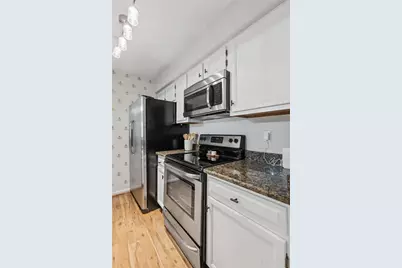 24307 Plantation Drive NE, Atlanta, GA 30324 - Photo 14