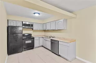 115 Camelot Dr, Atlanta, GA 30349 - Photo 6