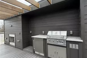 53 Reynolds Square Ln, Atlanta, GA 30307 - Photo 2