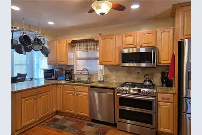 705 Chandler Dr, Lawrenceville, GA 30044 - Photo 6